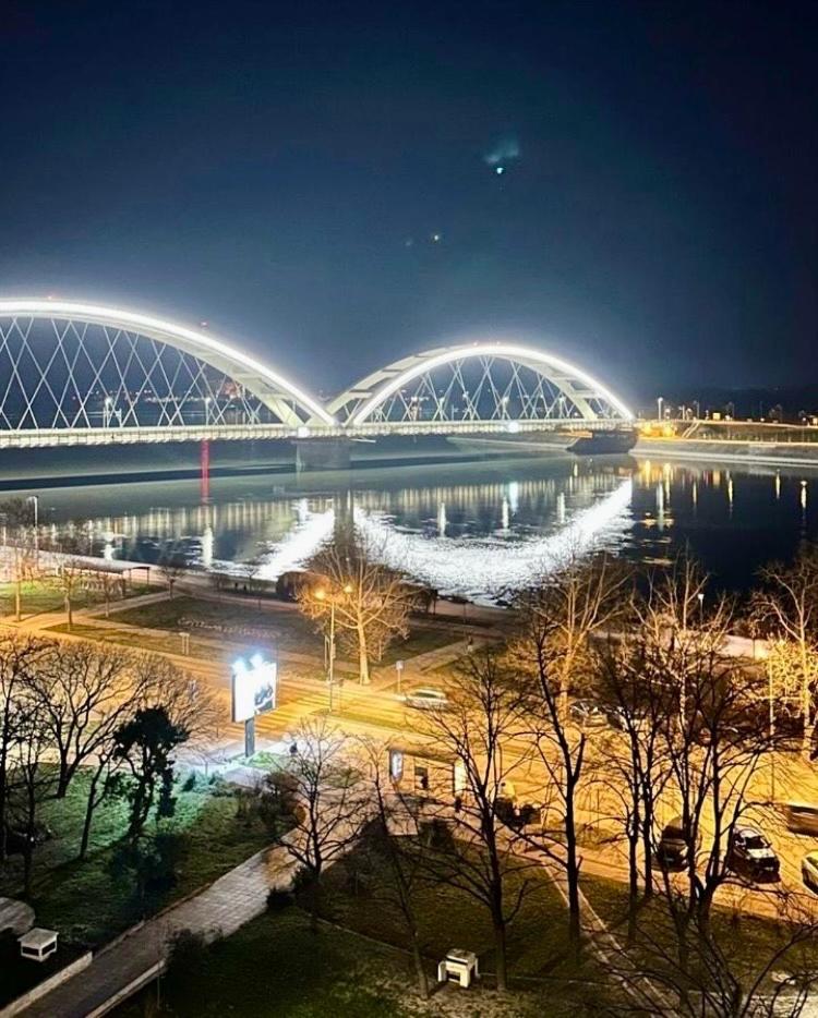 Apartman Bane 021 With A View Novi Sad Exterior photo