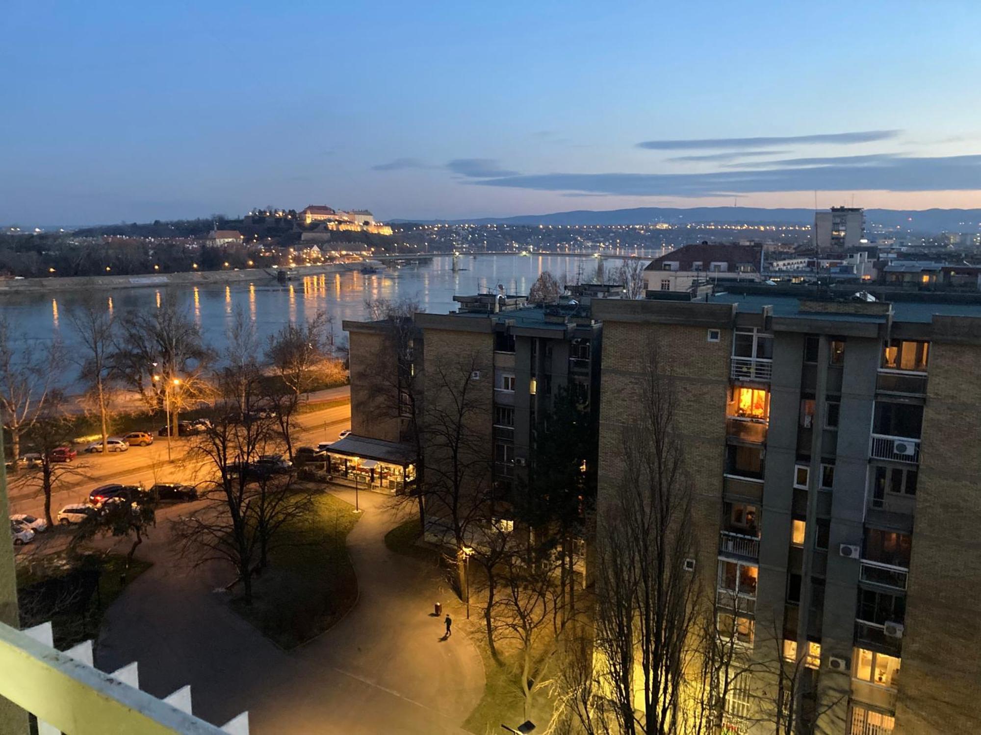 Apartman Bane 021 With A View Novi Sad Exterior photo