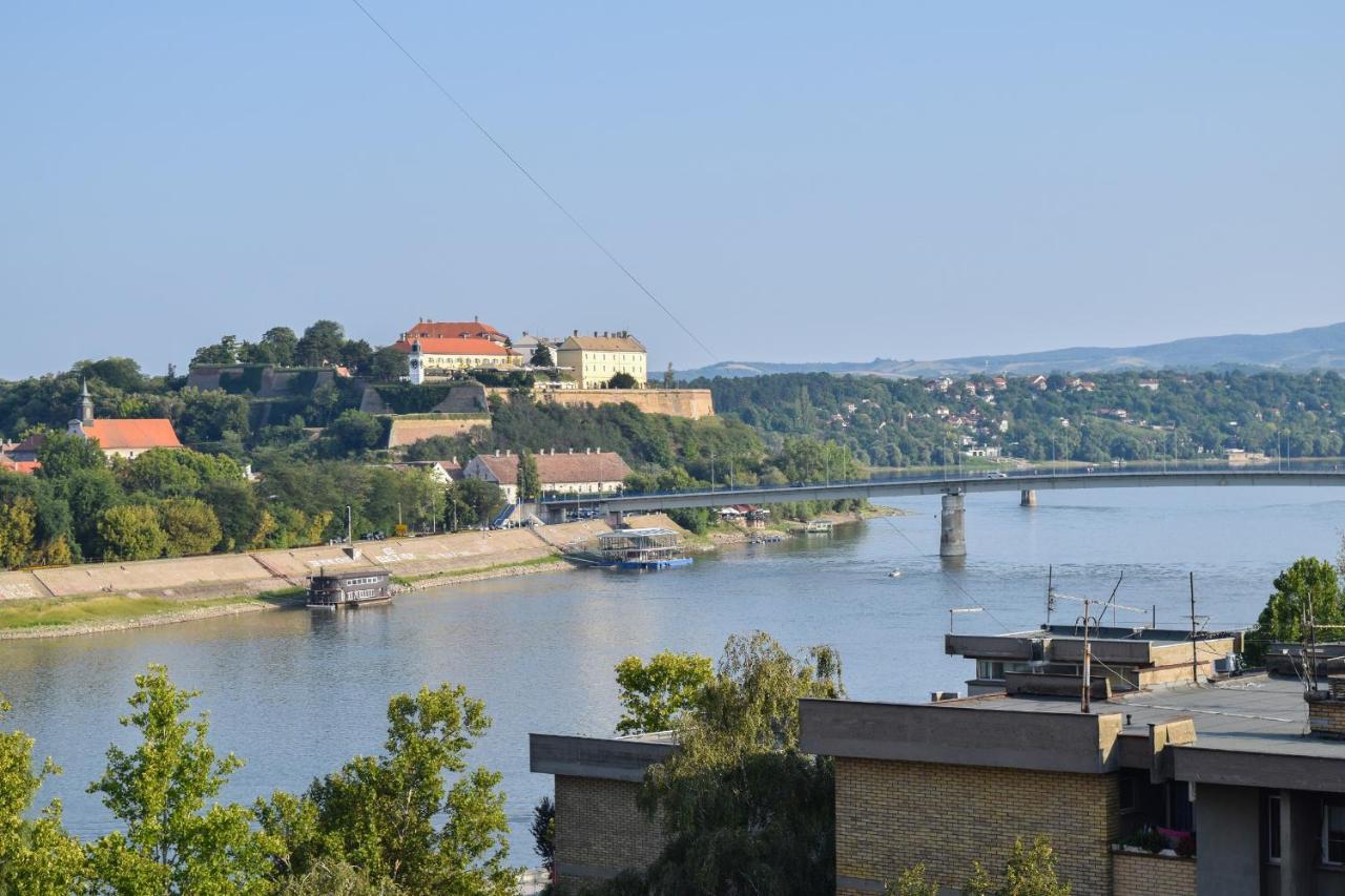 Apartman Bane 021 With A View Novi Sad Exterior photo